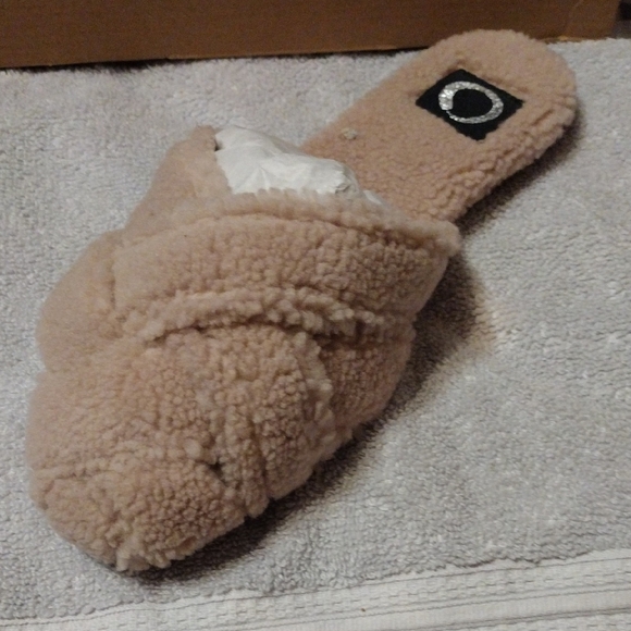 sereena Shoes - Cozy Tan Women's Slippers